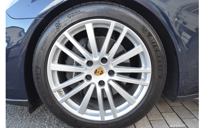 porsche-4s-4s-pano-softclose - 1