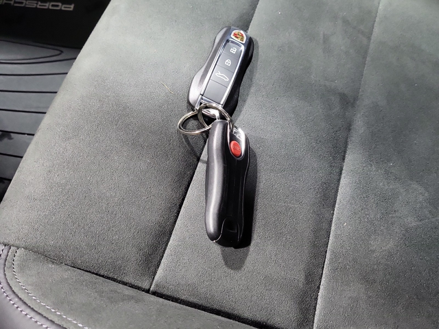 Porsche 911 3.6L 6cyl AWD - автомобили, коли, обяви за нови и употребявани 7