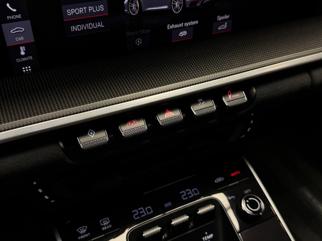 Porsche 911 Turbo S* Carbon* SportChrono* BOSE - автомобили, коли, обяви за нови и употребявани 12