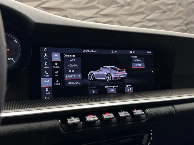 Porsche 911 Turbo S* Carbon* SportChrono* BOSE - автомобили, коли, обяви за нови и употребявани 15