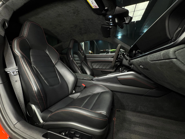 Porsche 911 Turbo S* Carbon* SportChrono* BOSE - автомобили, коли, обяви за нови и употребявани 8