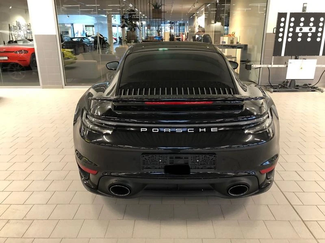 Porsche 911 992 Turbo S Coupé - автомобили, коли, обяви за нови и употребявани 3