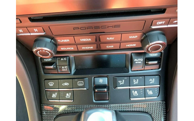 Porsche 911 Turbo S 991 - автомобили, коли, обяви за нови и употребявани 10