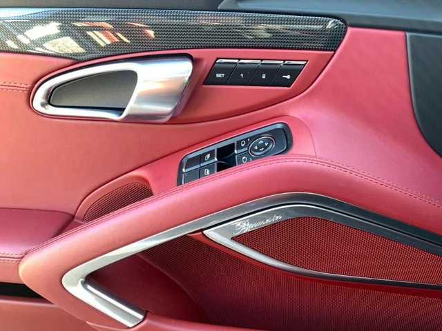 Porsche 911 Turbo S 991 - автомобили, коли, обяви за нови и употребявани 12