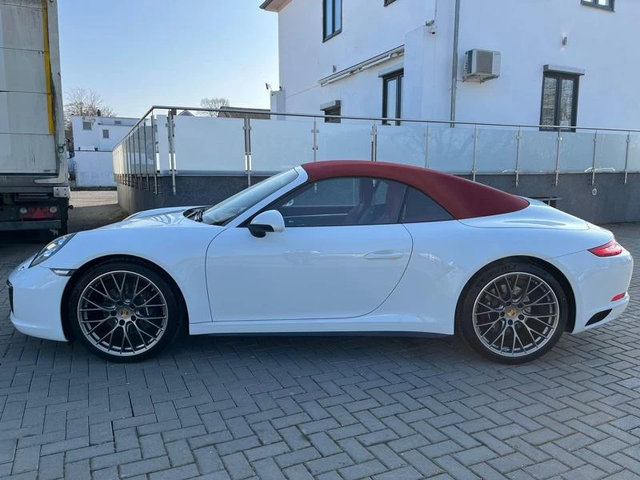 Porsche 911 Carrera 4 Cabrio - автомобили, коли, обяви за нови и употребявани 4