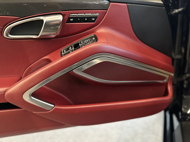 Porsche 911 Turbo S CABRIO* FULL* CERAMIC* ЛИЗИНГ - автомобили, коли, обяви за нови и употребявани 14