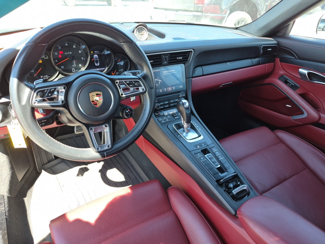 Porsche 911 3L 6cyl Rear Wheel Drive - автомобили, коли, обяви за нови и употребявани 9
