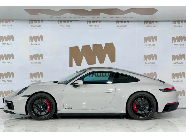 Porsche 911 Carrera 4 GTS* Carbon* Lift* SportChrono* BOSE - автомобили, коли, обяви за нови и употребявани 1