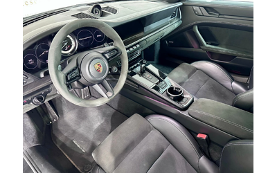 Porsche 911 Carrera 4 GTS* Carbon* Lift* SportChrono* BOSE - автомобили, коли, обяви за нови и употребявани 6