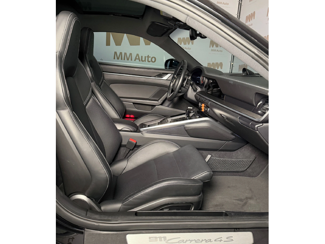 Porsche 911 Carrera 4S* Carbon* Ventilation* Bose* Chrono* Pan - автомобили, коли, обяви за нови и употребявани 10