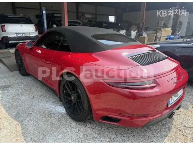 Porsche 911 CARRERA 4 GTS - автомобили, коли, обяви за нови и употребявани 1