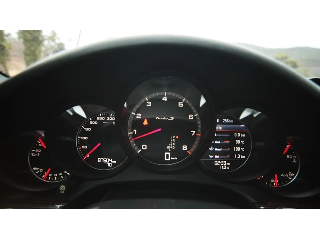 Porsche 911 TURBO S * CARBON CERAMIC - автомобили, коли, обяви за нови и употребявани 12