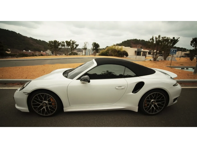 Porsche 911 TURBO S * CARBON CERAMIC - автомобили, коли, обяви за нови и употребявани 5