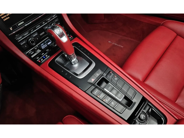 Porsche 911 TURBO S * CARBON CERAMIC - автомобили, коли, обяви за нови и употребявани 13
