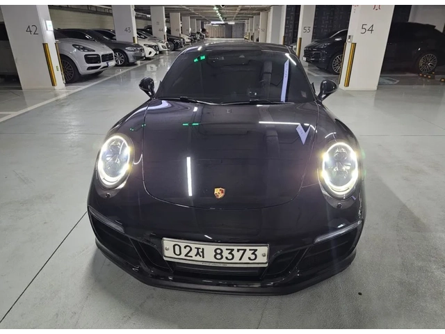 Porsche 911 GTS - автомобили, коли, обяви за нови и употребявани 3