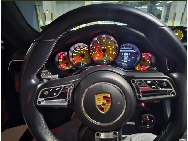 Porsche 911 GTS - автомобили, коли, обяви за нови и употребявани 6