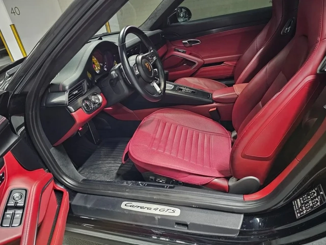 Porsche 911 GTS - автомобили, коли, обяви за нови и употребявани 7