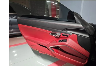 Porsche 911 GTS - автомобили, коли, обяви за нови и употребявани 9