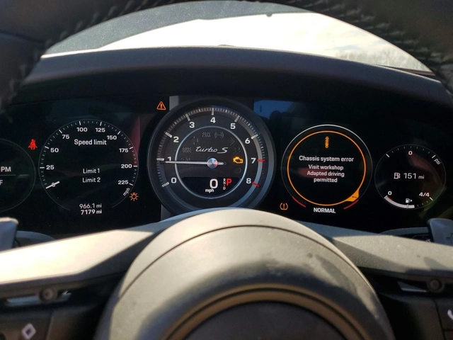 Porsche 911 TURBO S - автомобили, коли, обяви за нови и употребявани 8