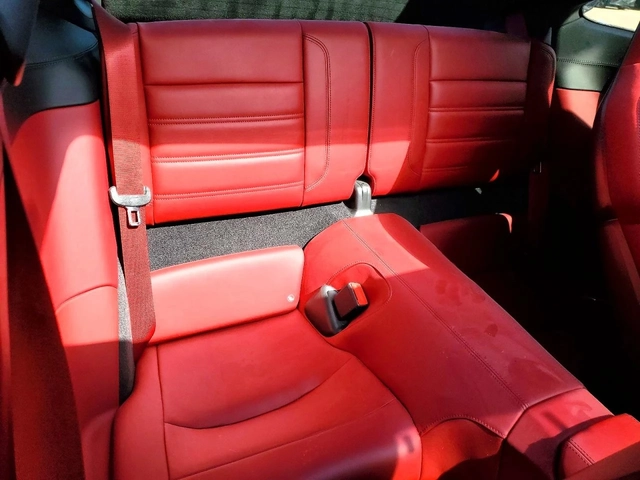 Porsche 911 TURBO S - автомобили, коли, обяви за нови и употребявани 9