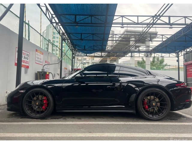 Porsche 911 CARRERA GTS - автомобили, коли, обяви за нови и употребявани 4
