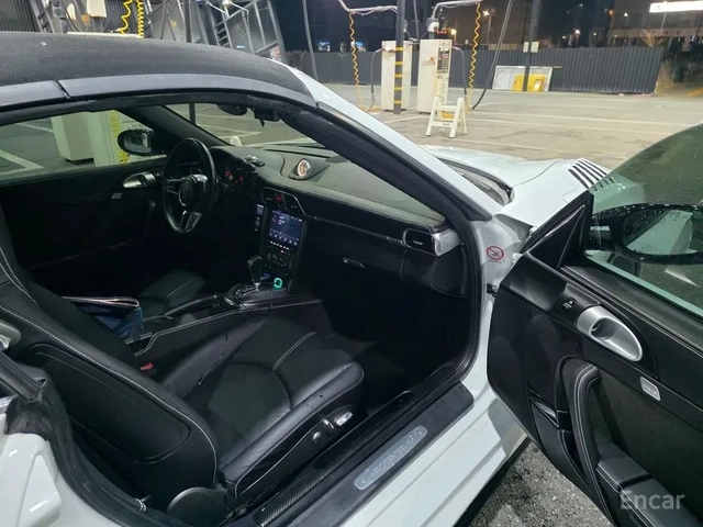 Porsche 911 Кабрио* Подгрев* Камера* Лизинг - автомобили, коли, обяви за нови и употребявани 10