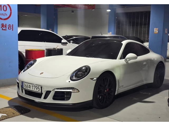 Porsche 911 CARRERA 4 GTS - автомобили, коли, обяви за нови и употребявани 0