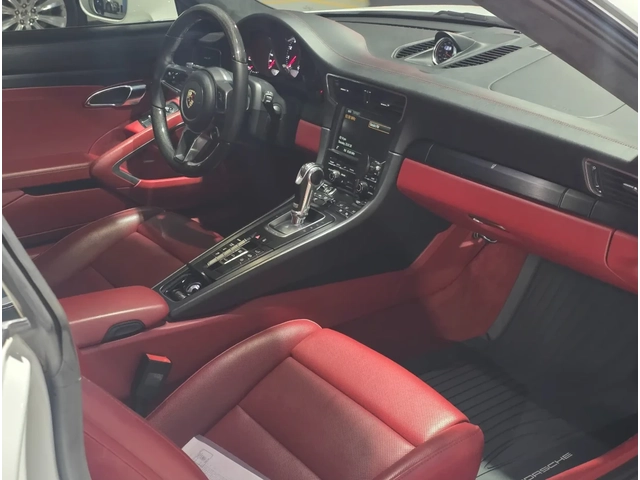 Porsche 911 CARRERA 4 GTS - автомобили, коли, обяви за нови и употребявани 9