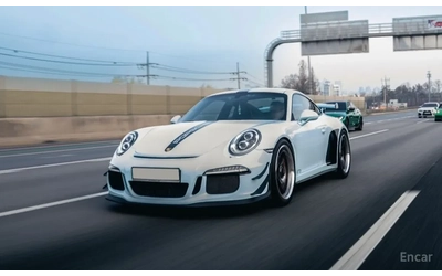 Porsche 911 GT3 - автомобили, коли, обяви за нови и употребявани 6