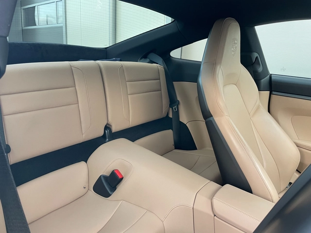 Porsche 911 Carrera 4 Гаранционен автомобил - автомобили, коли, обяви за нови и употребявани 13