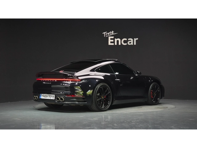 Porsche 911 Carrera S - автомобили, коли, обяви за нови и употребявани 1