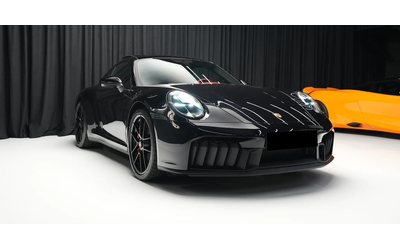 porsche-911-911-carrera-4-gts-3-6-t-hybrid - 2