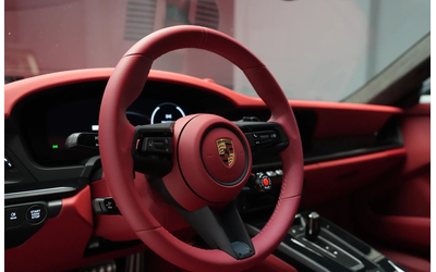 porsche-911-911-carrera-4-gts-3-6-t-hybrid - 5