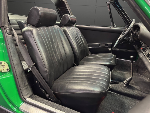 Porsche 911 T Targa 2.2 - автомобили, коли, обяви за нови и употребявани 12