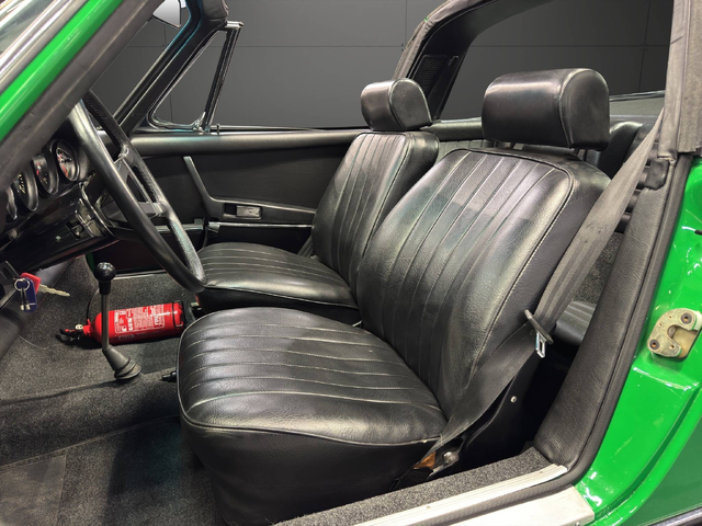 Porsche 911 T Targa 2.2 - автомобили, коли, обяви за нови и употребявани 25