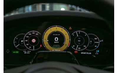 Porsche 911 Turbo S Hybrid/PDCC/PCCB/PDK/PDLS+/Камера 360/Burmester - автомобили, коли, обяви за нови и употребявани 13