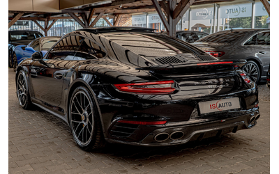 porsche-911-turbo-s-pdls-pdcc-pccb-bose-sport-chrono-pvts-plus - 4