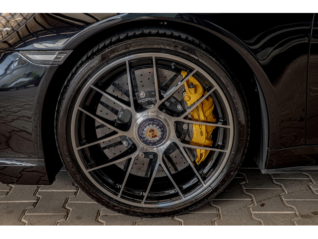 Porsche 911 Turbo S/PDLS+/PDCC/PCCB/Bose/Sport Chrono/PVTS Plus - автомобили, коли, обяви за нови и употребявани 6