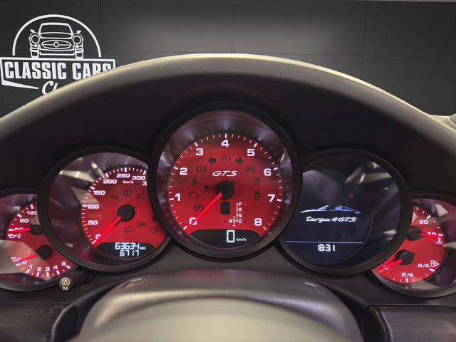 Porsche 991.2 Targa 4 GTS - автомобили, коли, обяви за нови и употребявани 29