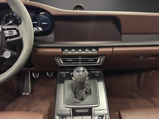 Porsche 992.1 Targa 4 GTS - автомобили, коли, обяви за нови и употребявани 28