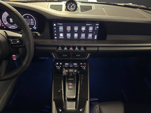 Porsche 992.2 - автомобили, коли, обяви за нови и употребявани 13