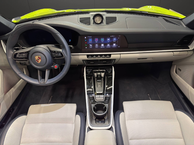 Porsche 992.2 Targa 4 GTS - автомобили, коли, обяви за нови и употребявани 26