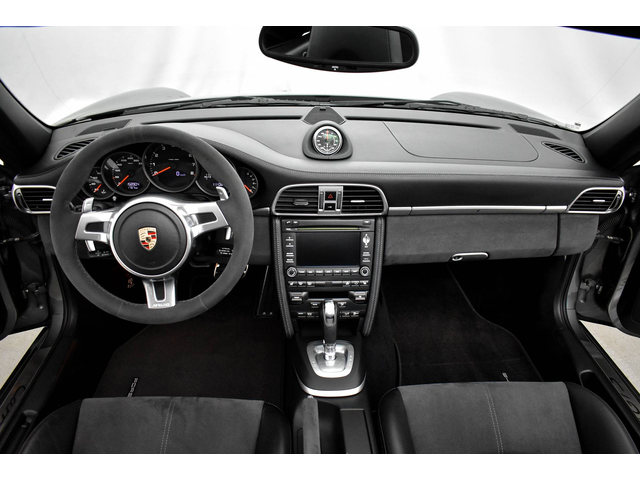 Porsche 997 Carrera 4 GTS - автомобили, коли, обяви за нови и употребявани 17
