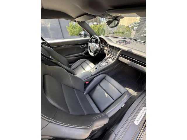 Porsche Carrera 911 - автомобили, коли, обяви за нови и употребявани 10