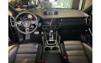 Porsche Cayenne Turbo S - автомобили, коли, обяви за нови и употребявани 11