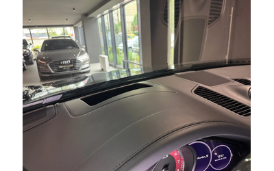 Porsche Cayenne Turbo S - автомобили, коли, обяви за нови и употребявани 9