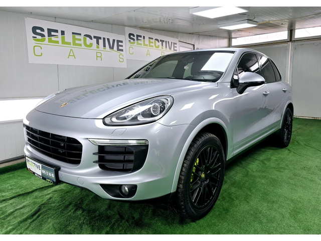 Porsche Cayenne Cayenne S E-Hybrid AWD - автомобили, коли, обяви за нови и употребявани 1