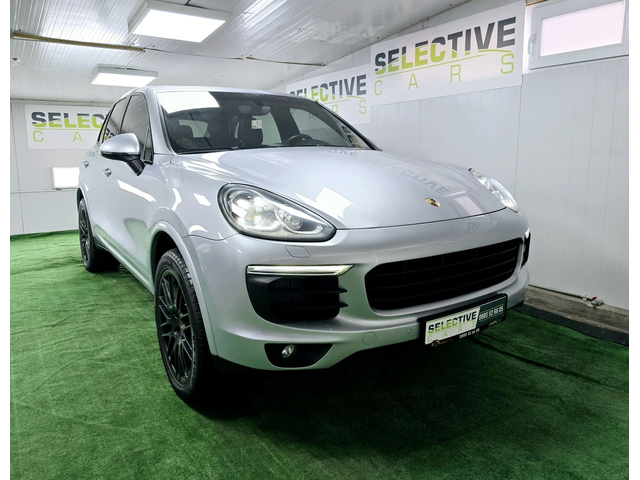 Porsche Cayenne Cayenne S E-Hybrid AWD - автомобили, коли, обяви за нови и употребявани 7