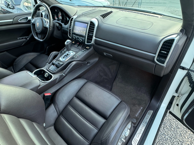 Porsche Cayenne Turbo ! Напълно обслужена! SWISS ! - автомобили, коли, обяви за нови и употребявани 10