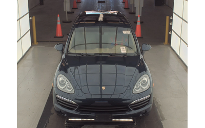 porsche-cayenne - 0